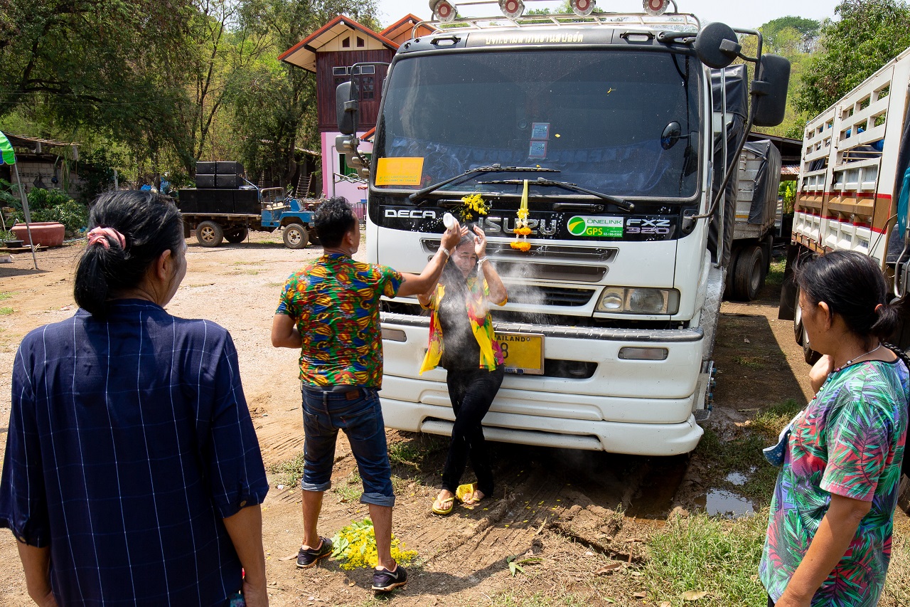 Blog - Songkran während der Pandemie - Puder